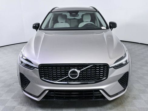 Certified 2024 Volvo XC60 B5 Ultimate AWD/4WD image 37