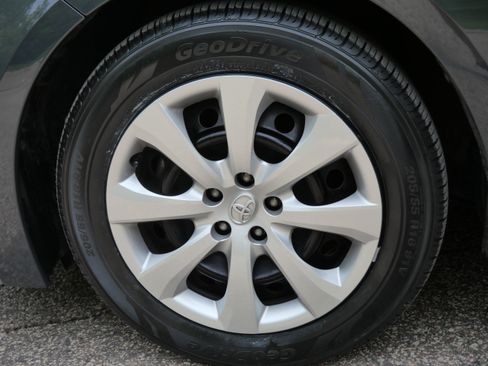 Used 2024 Toyota Corolla LE FWD image 16