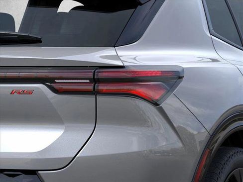 New 2026 Chevrolet Equinox EV RS image 11