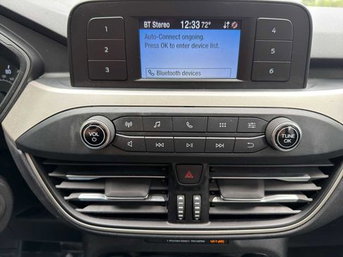 Used 2022 Ford Escape S AWD/4WD image 18