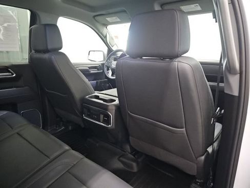 Used 2024 GMC Sierra 1500 SLT w/ SLT Convenience Package AWD/4WD image 13