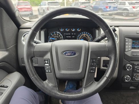 Used 2014 Ford F150 XLT w/ Equipment Group 302A Luxury AWD/4WD image 18