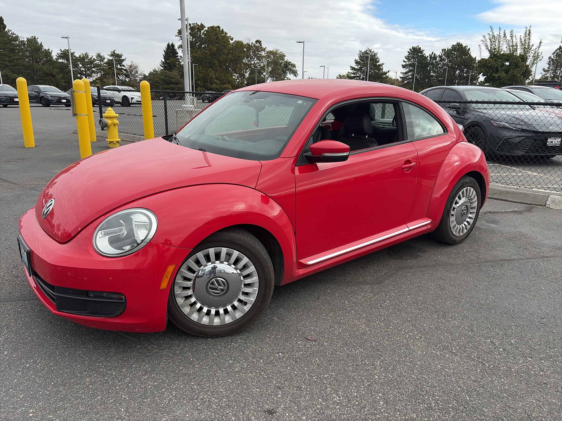 Used 2016 Volkswagen Beetle 1.8T SE FWD image 5