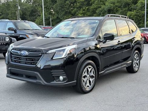 Used 2023 Subaru Forester Premium AWD/4WD image 13