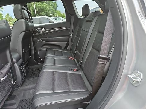 Used 2018 Jeep Grand Cherokee Overland AWD/4WD image 6