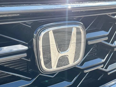 Used 2026 Honda CR-V Sport Touring image 11