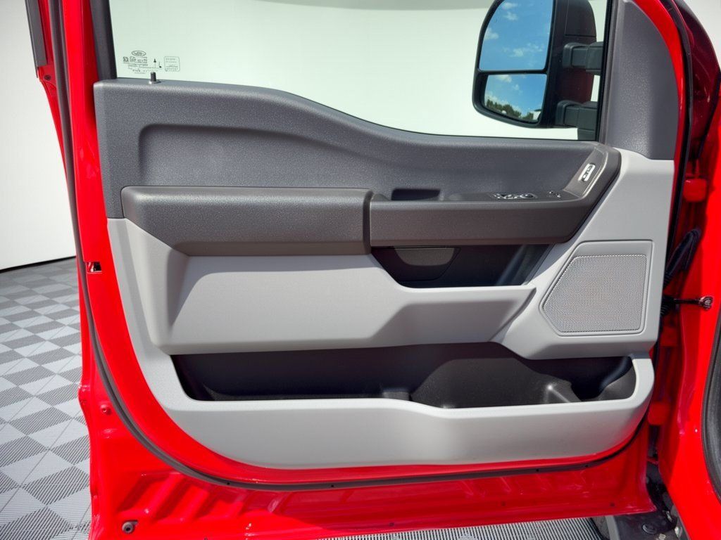 Used 2023 Ford F350 XL w/ 360-Degree Camera Package AWD/4WD image 14