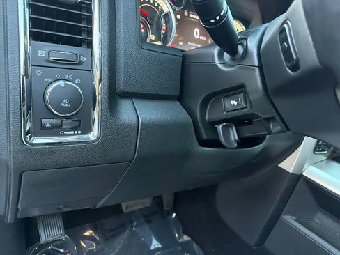 Used 2017 RAM 1500 Laramie w/ Convenience Group AWD/4WD image 22