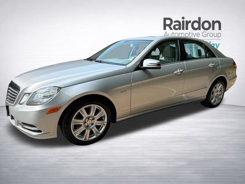 Used 2012 Mercedes-Benz E 350 Sedan image 3