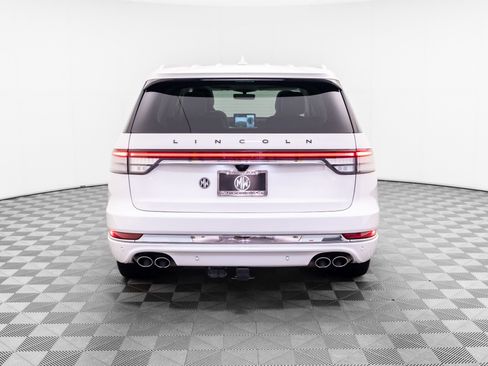 Used 2021 Lincoln Aviator Black Label Grand Touring AWD/4WD image 4