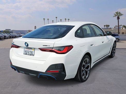 Certified 2022 BMW i4 eDrive40 w/ M Sport Package image 5