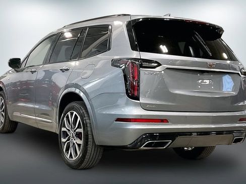 Used 2023 Cadillac XT6 Sport AWD/4WD image 12