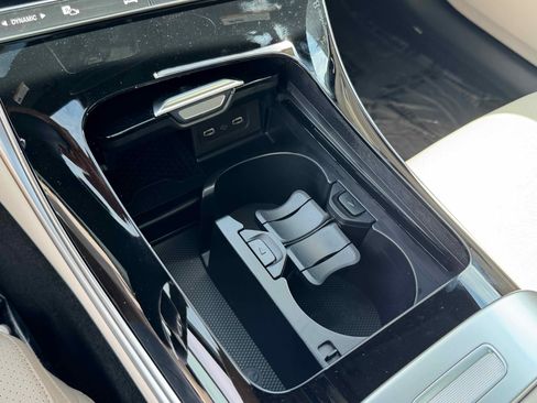 New 2025 Mercedes-Benz C 300 4MATIC Sedan image 22