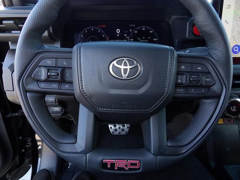 Used 2025 Toyota Tacoma TRD Pro image 18