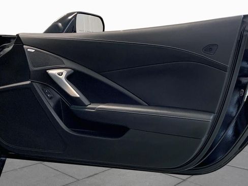 Used 2016 Chevrolet Corvette Stingray Coupe RWD image 21
