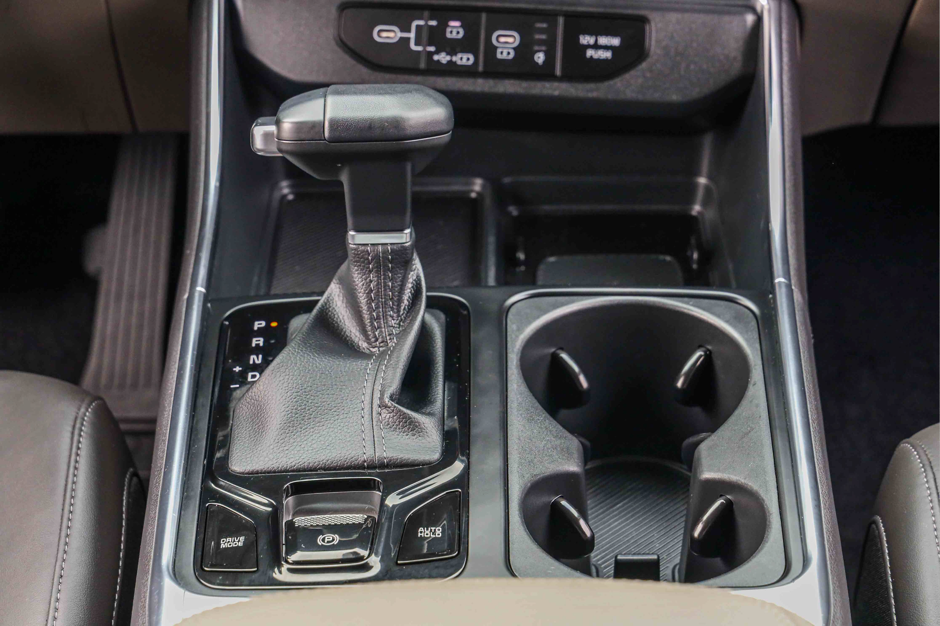 Used 2026 Kia Carnival EX FWD image 13