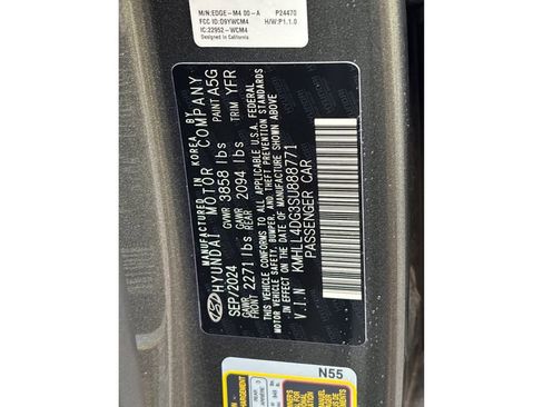 Certified 2025 Hyundai Elantra SE image 15