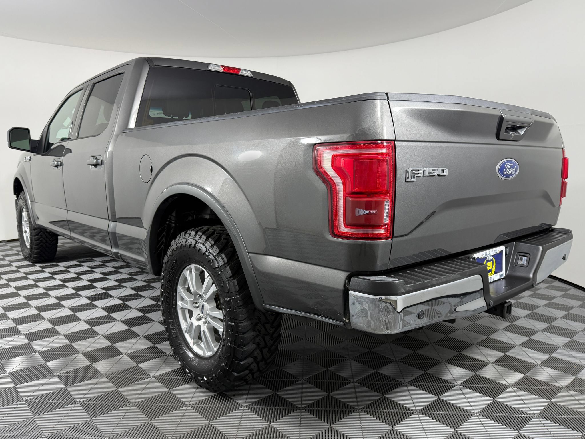 Used 2017 Ford F150 Lariat w/ Equipment Group 501A Mid AWD/4WD image 12
