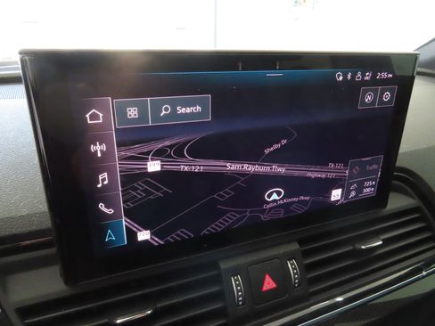 Used 2023 Audi SQ5 Premium Plus w/ Premium Plus Package image 23