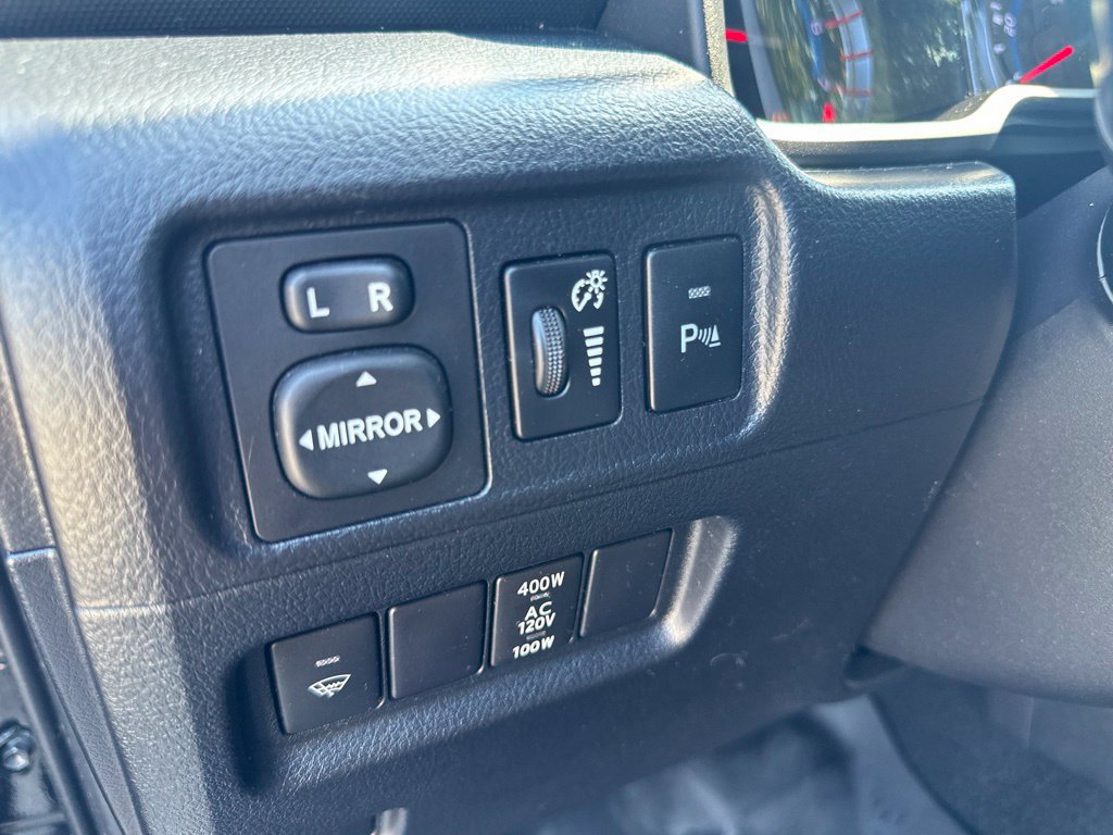 Used 2016 Toyota 4Runner Limited AWD/4WD image 38