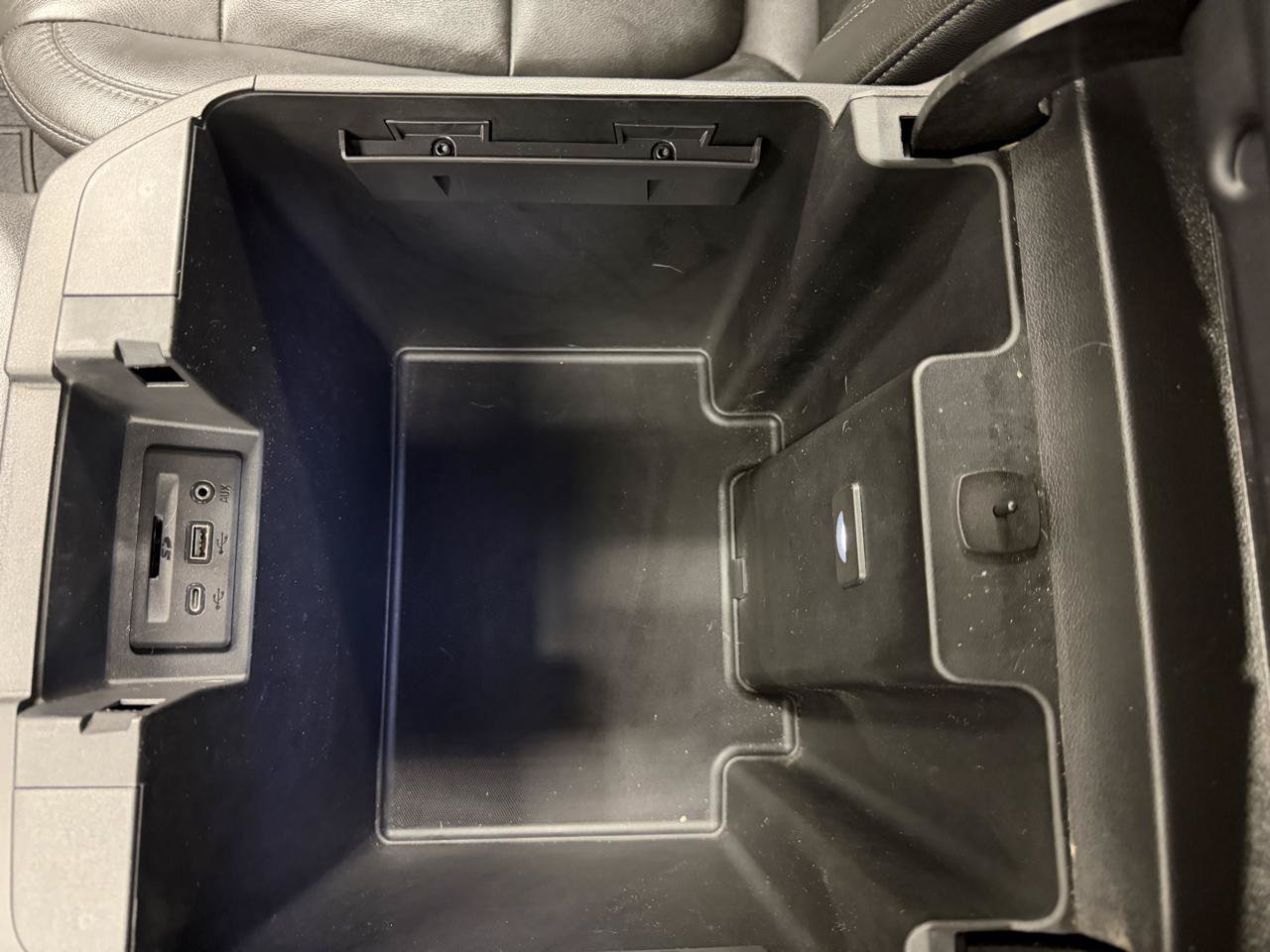 Used 2019 Chevrolet Silverado 1500 RST w/ All-Star Edition AWD/4WD image 26