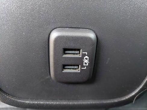 Used 2024 Chevrolet Equinox LS w/ Driver Confidence II Package AWD/4WD image 5