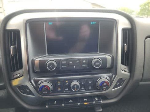 Used 2017 Chevrolet Silverado 1500 LT w/ Midnight Edition AWD/4WD image 33