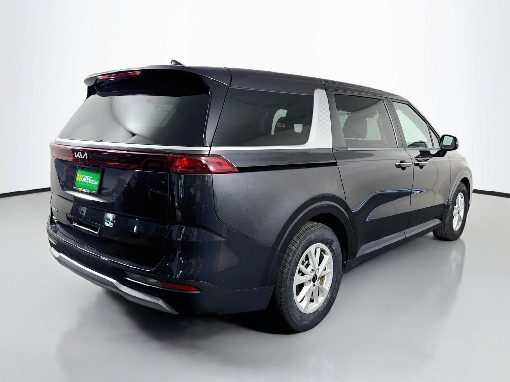 Used 2024 Kia Carnival LX FWD image 10