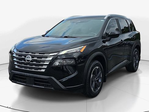 Used 2025 Nissan Rogue SV w/ SV Premium Package FWD image 11