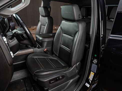 Used 2021 GMC Sierra 2500 Denali w/ Denali Black Diamond Edition image 27