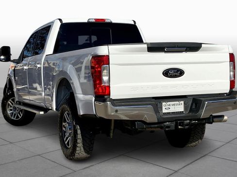Used 2019 Ford F250 Lariat w/ Lariat Value Package image 11