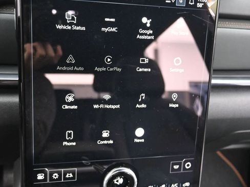 New 2026 GMC Terrain AT4 w/ Convenience Package III AWD/4WD image 16