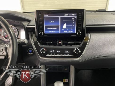 Used 2022 Toyota Corolla Cross LE image 16