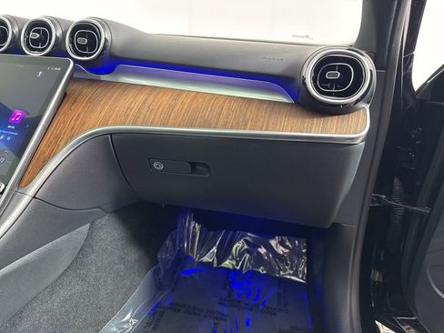 Certified 2025 Mercedes-Benz C 300 4MATIC Sedan image 10