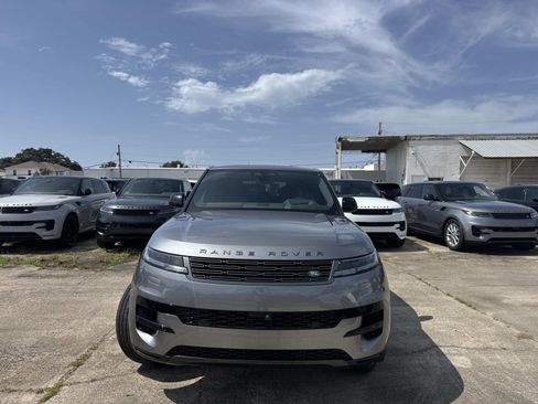 New 2025 Land Rover Range Rover Sport SE AWD/4WD image 17