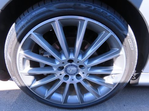 Used 2015 Mercedes-Benz C 300 Sedan image 17