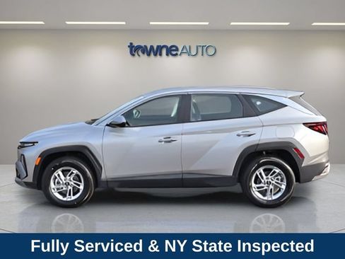 Used 2026 Hyundai Tucson SE AWD/4WD image 2