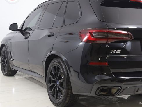 Used 2023 BMW X5 xDrive45e w/ M Sport Package image 26