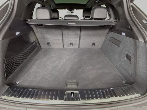 Certified 2025 Porsche Cayenne image 29