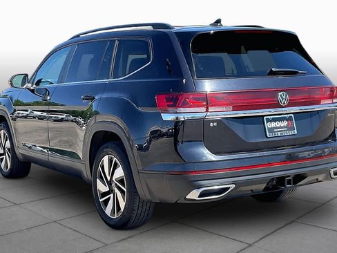 Used 2024 Volkswagen Atlas SE AWD/4WD image 12