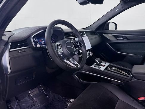 Used 2023 Jaguar F-PACE SVR AWD/4WD image 9