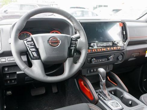 New 2026 Nissan Frontier PRO-4X w/ Tow Package AWD/4WD image 9
