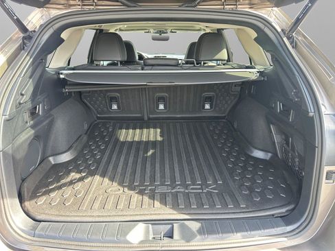 Used 2024 Subaru Outback Limited AWD/4WD image 13