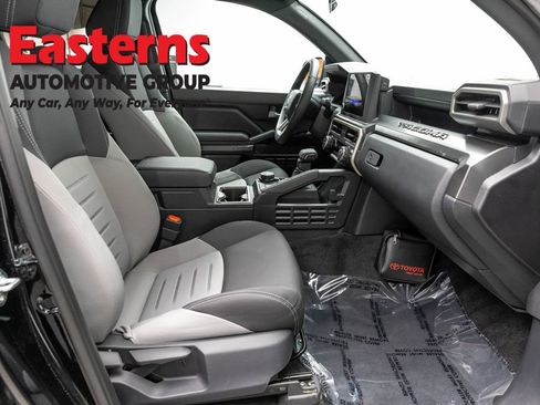 Used 2026 Toyota Tacoma TRD Off-Road AWD/4WD image 24