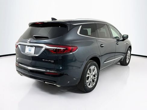 Used 2018 Buick Enclave Avenir w/ Avenir Technology Package AWD/4WD image 5