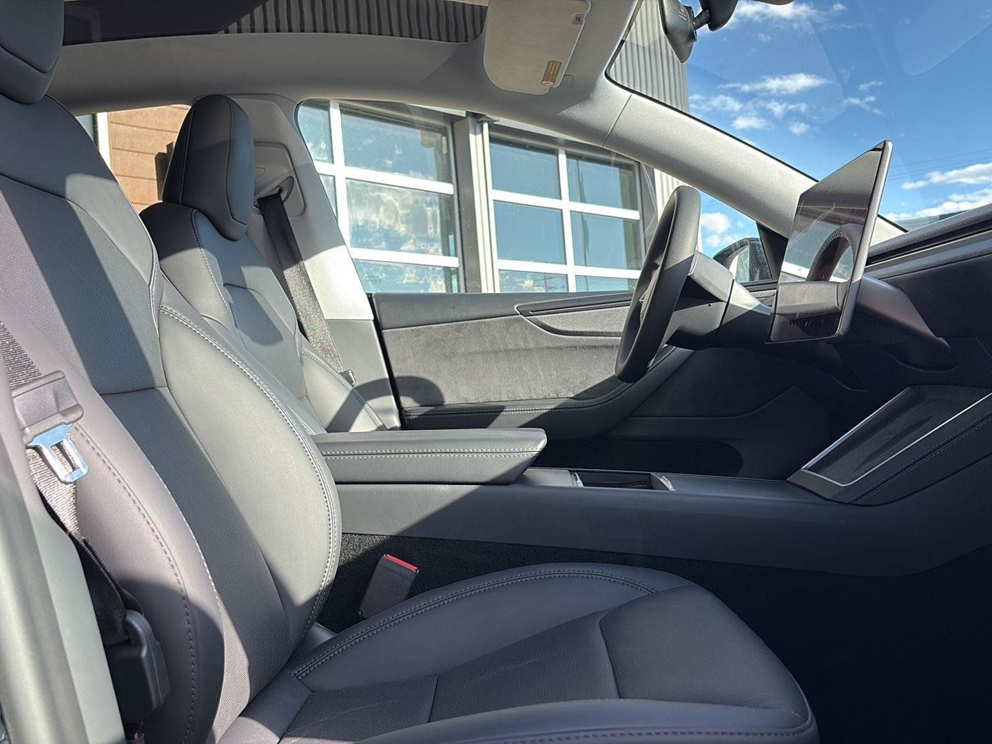 Used 2026 Tesla Model Y Long Range AWD/4WD image 13