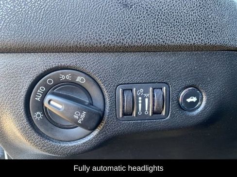 Used 2019 Dodge Charger GT image 10