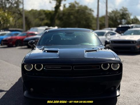Used 2016 Dodge Challenger R/T Scat Pack w/ Leather Interior Group RWD image 10