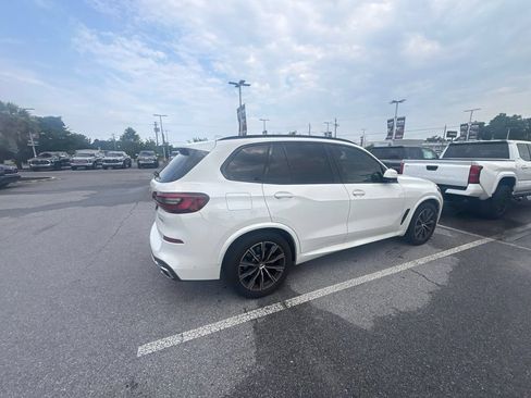 Used 2022 BMW X5 sDrive40i w/ M Sport Package RWD image 19