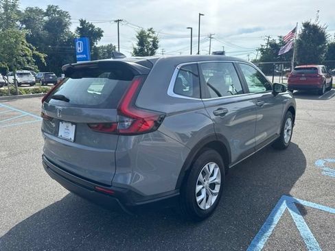 Used 2023 Honda CR-V LX image 8